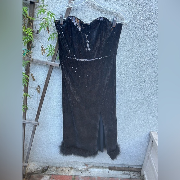 NBD Kalindi Midi Dress in Black Sequin & Feather Trim Size Medium - Picture 5 of 10